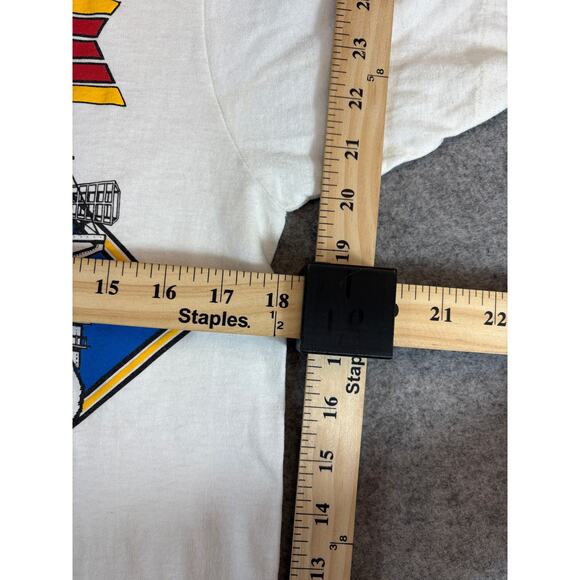 VINTAGE Top Gun Screen Stars Best Shirt Mens Medium White Bulldog Single Stitch - Picture 2 of 6